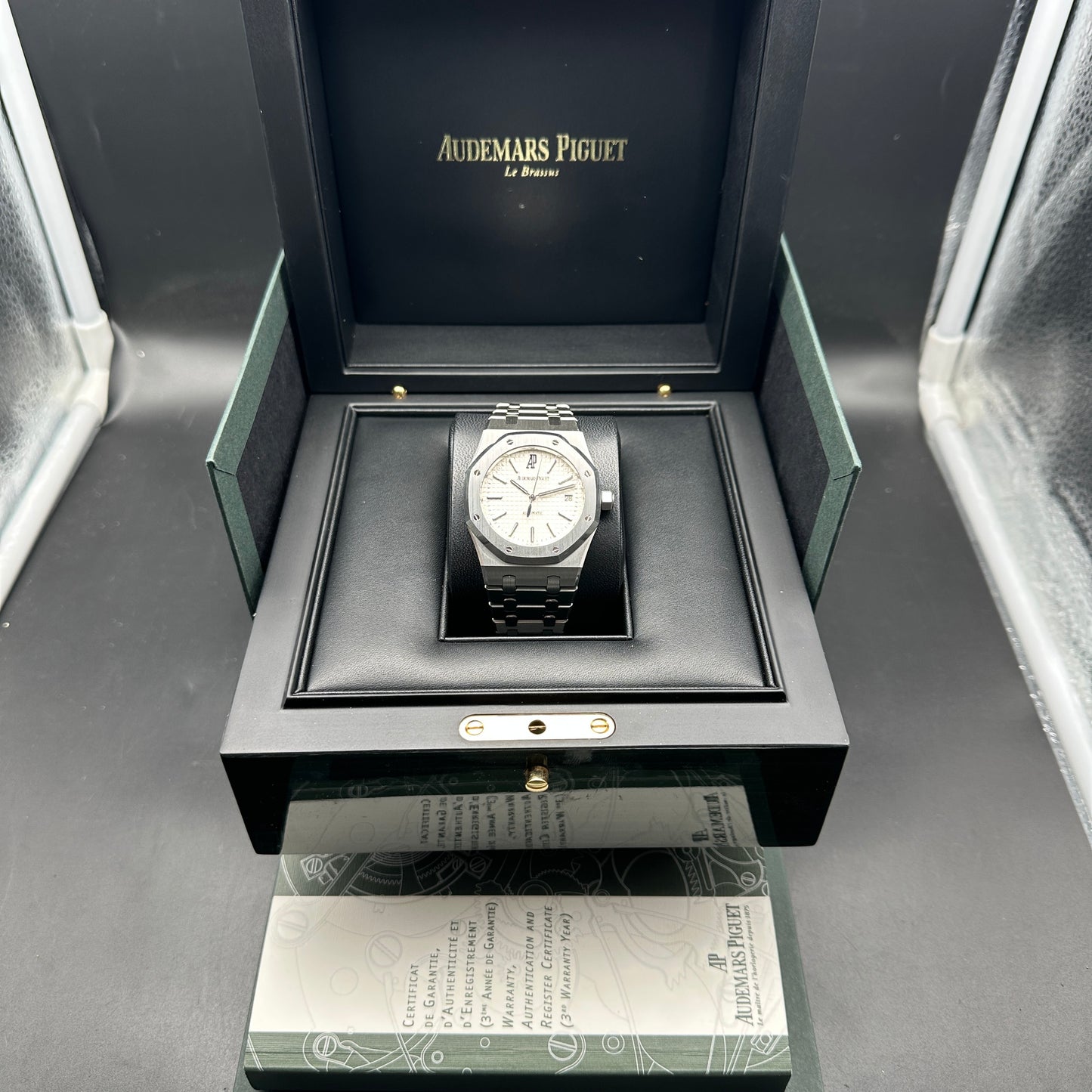 AUDEMARS PIGUET ROYAL OAK 39mm 15300 FULL SET 2011