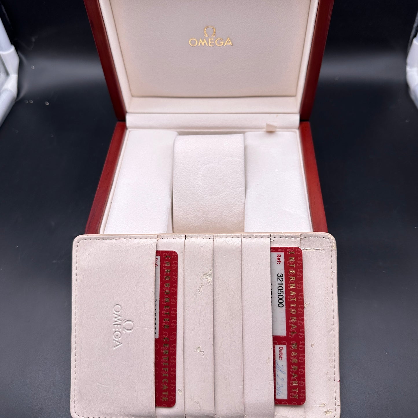 OMEGA SPEEDMASTER 32105000 FULL SET 2010