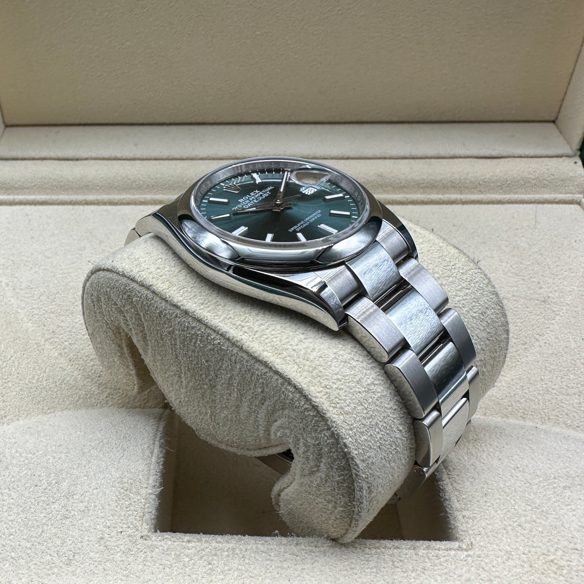ROLEX DATEJUST 36MM 126200 FULL SET 2025