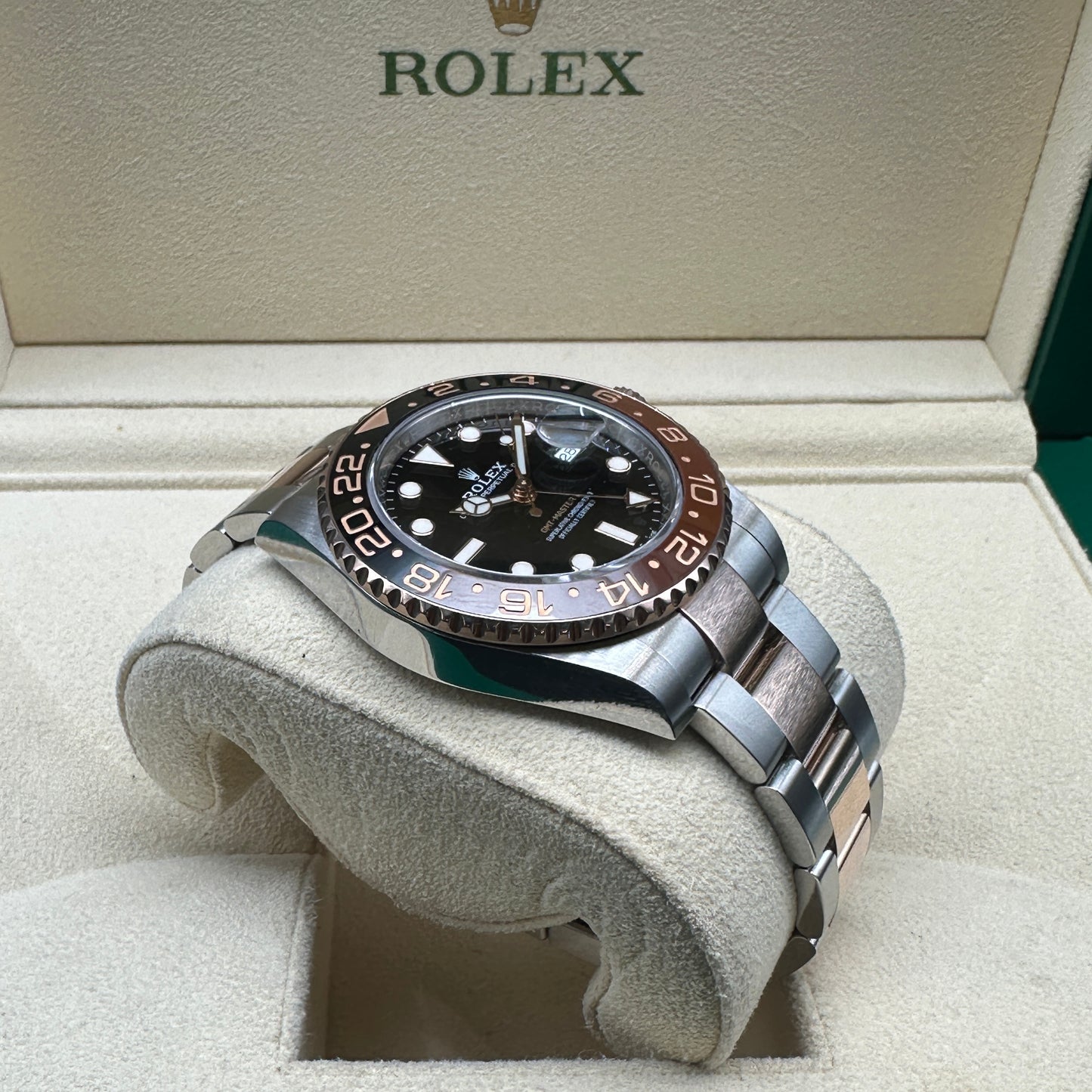 ROLEX GMT MASTER II 40mm 126711CHNR FULL SET 2018