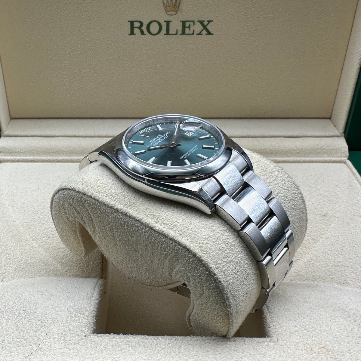ROLEX DATEJUST 36mm 126200 FULL SET 2023