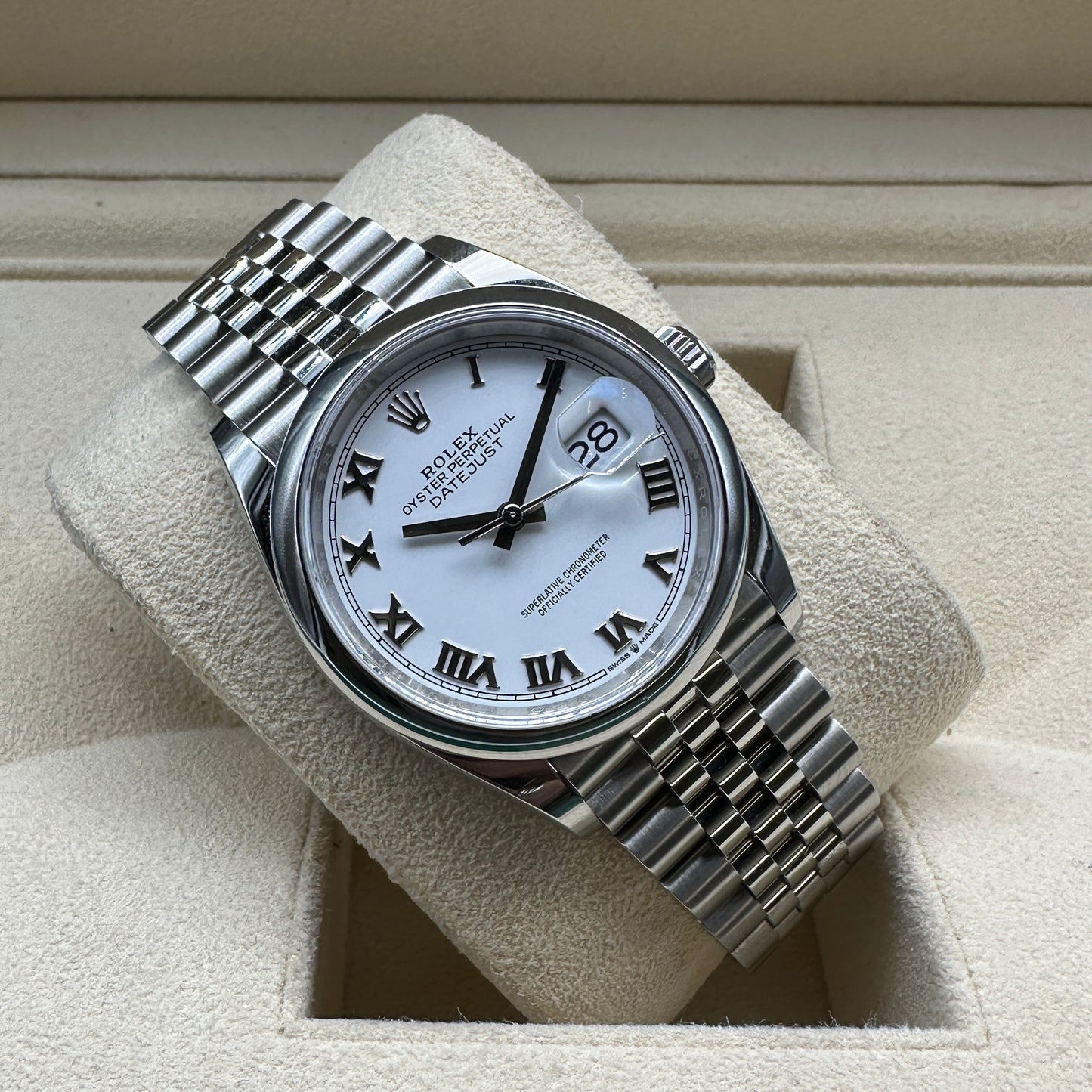 ROLEX DATEJUST 36mm 126200 FULL SET 2024