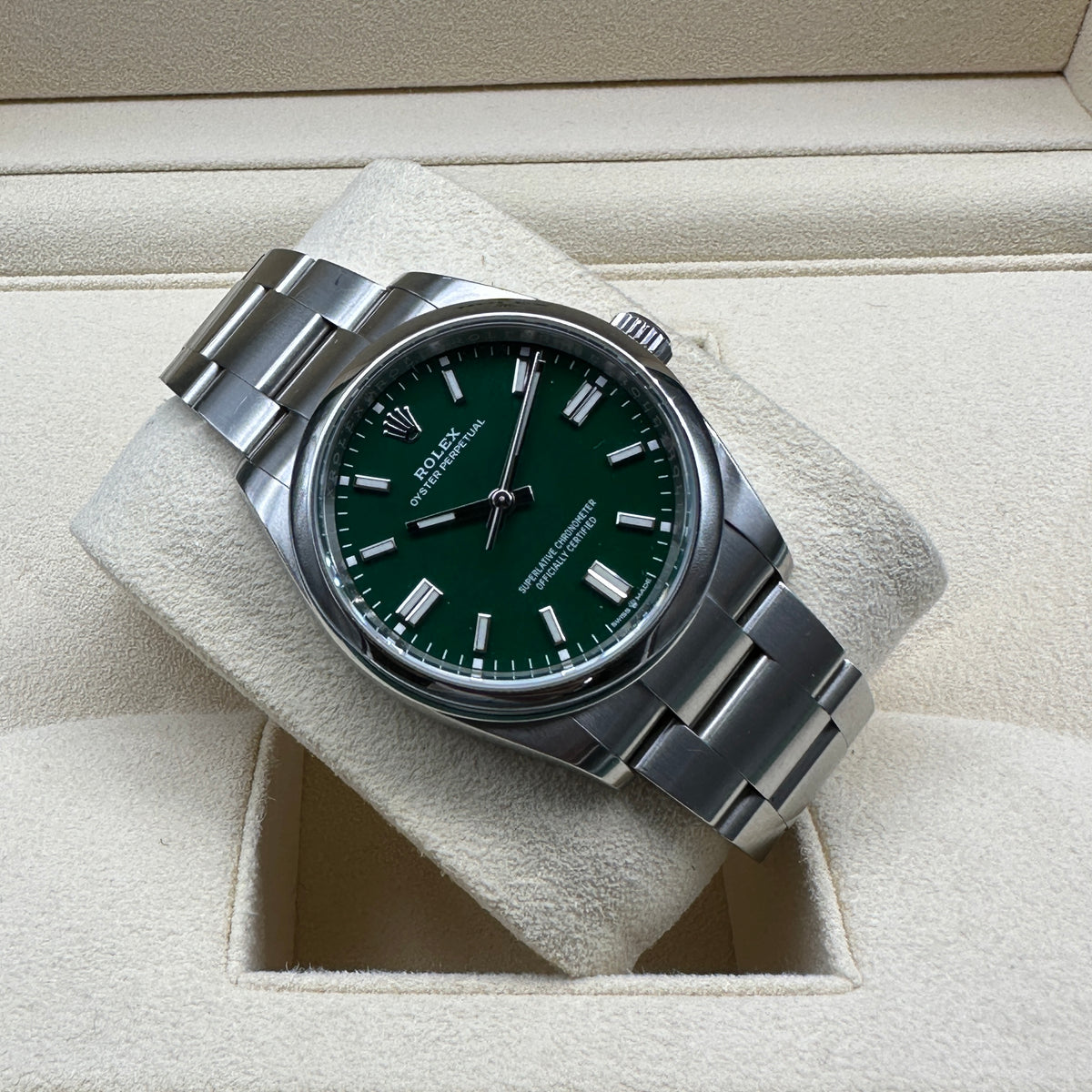 ROLEX OYSTER PERPETUAL 36mm 126000 FULL SET 2020