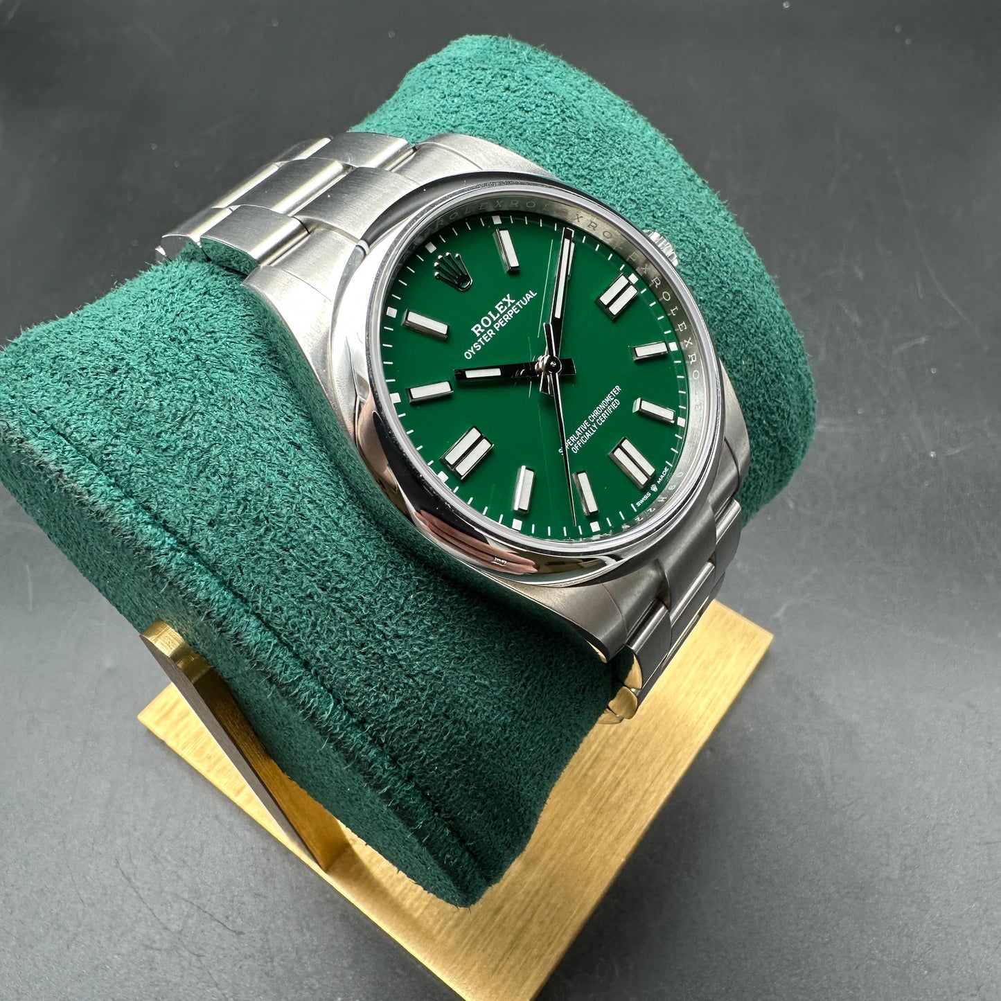 ROLEX OYSTER PERPETUAL 41mm 124300 FULL SET 2022