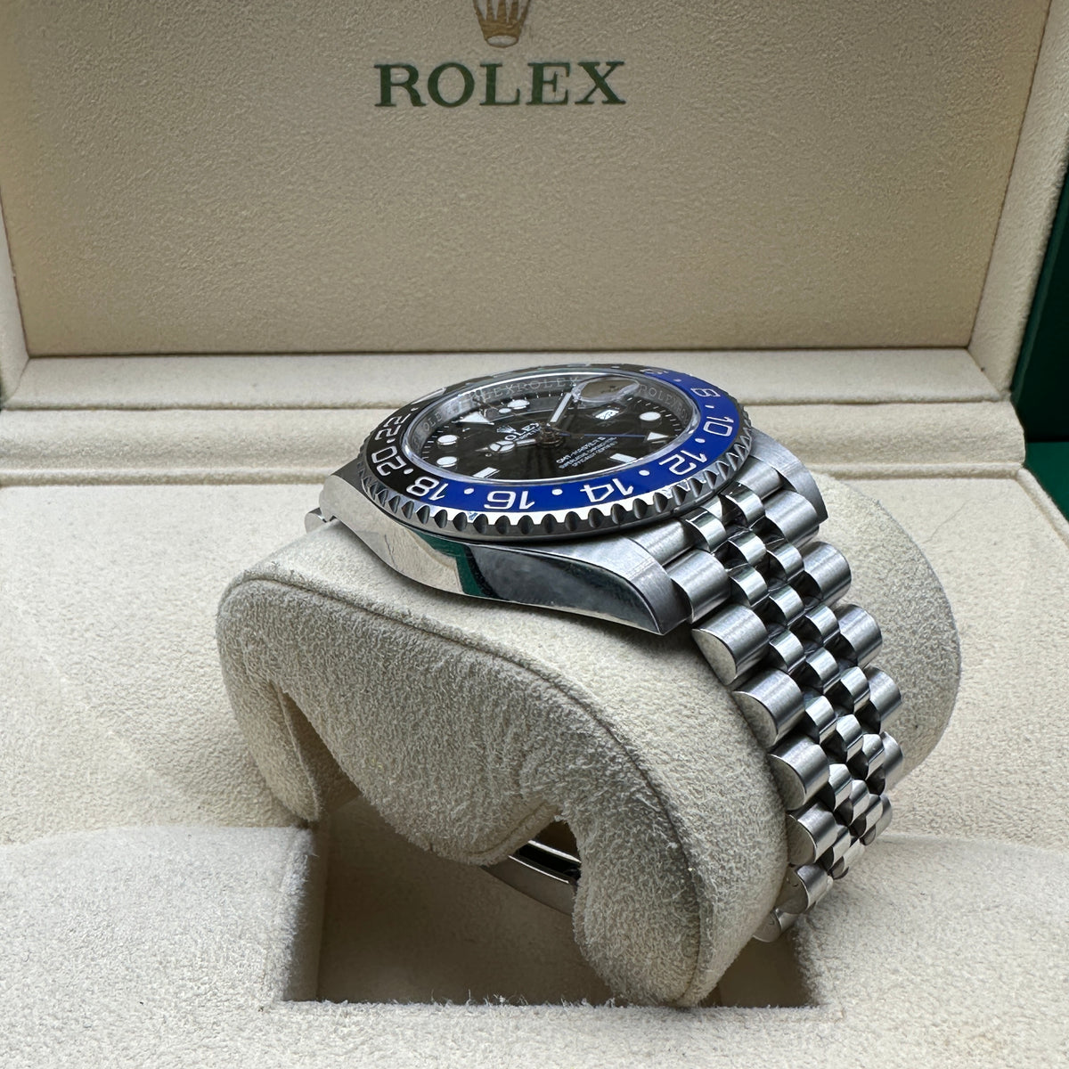 ROLEX GMT MASTER II 126710BLNR FULL SET 2019