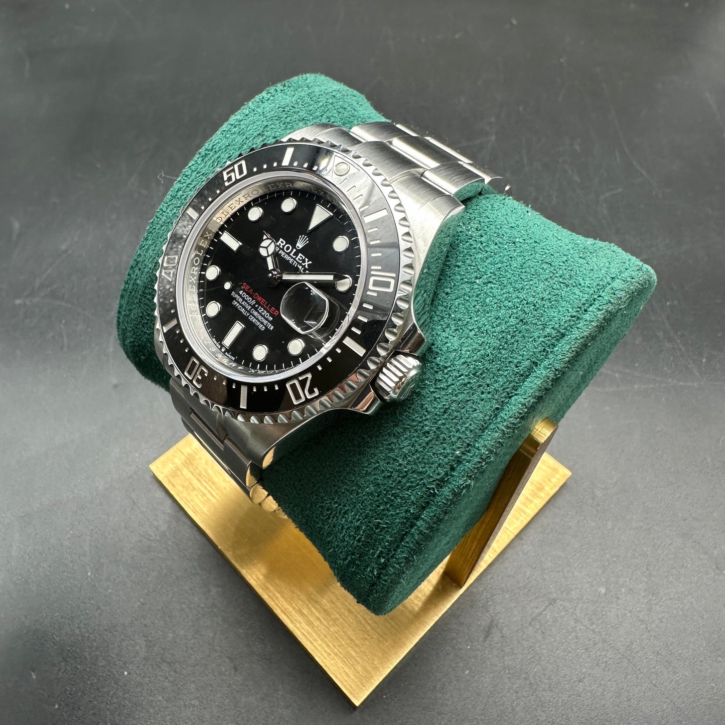 ROLEX SEA-DWELLER 43mm 126600 FULL SET 2018