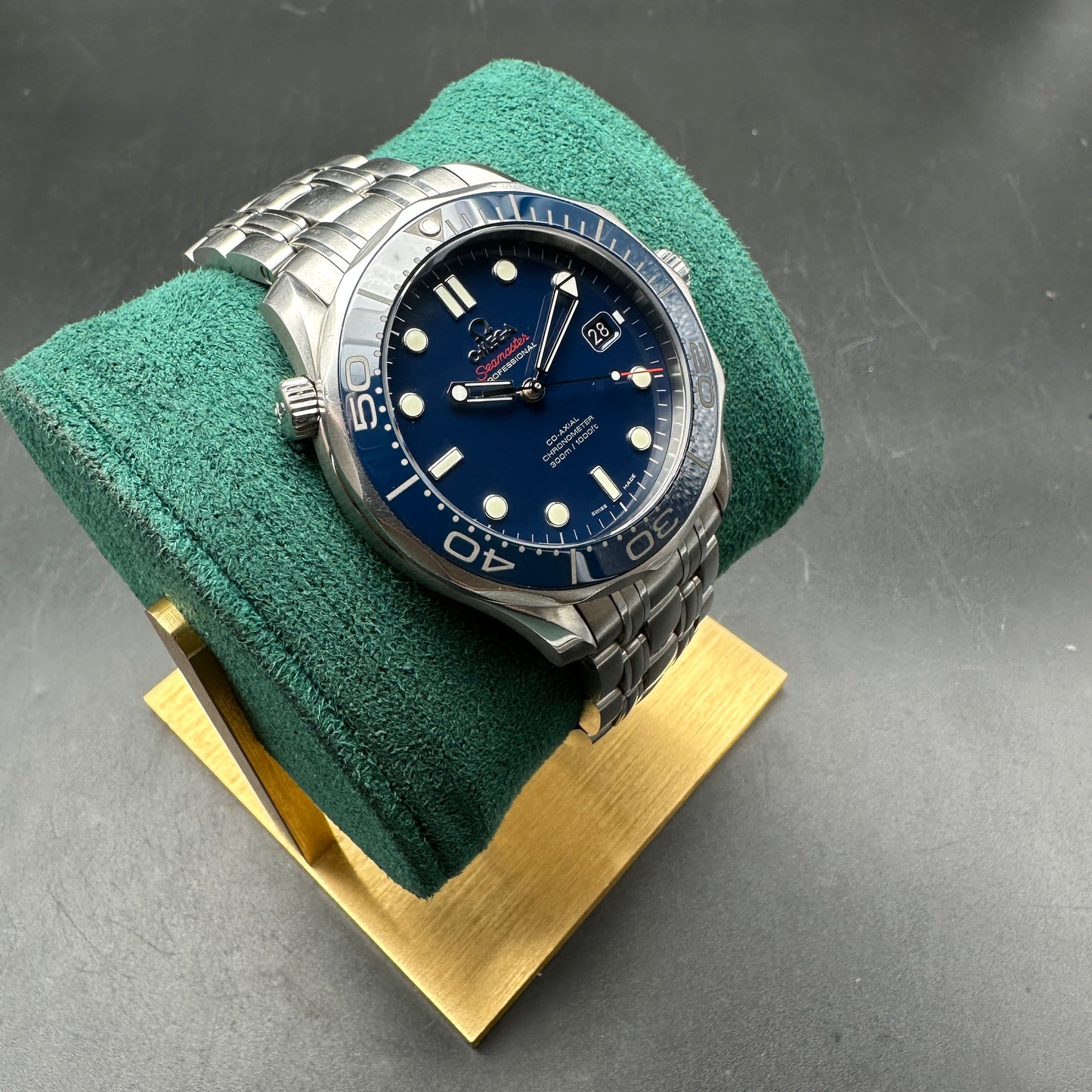 OMEGA SEAMASTER 300 41mm FULL SET 2017