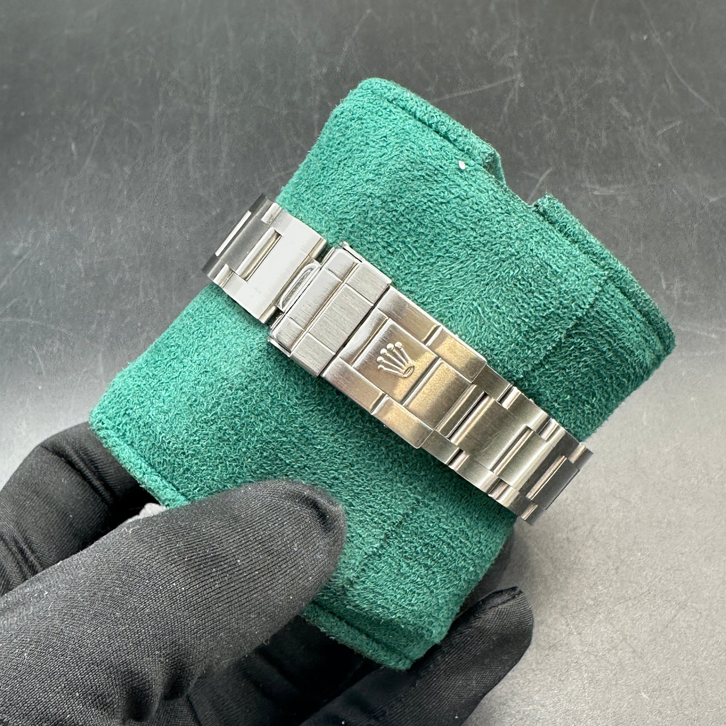 ROLEX EXPLORER II 40mm 16570 FULL SET 2006