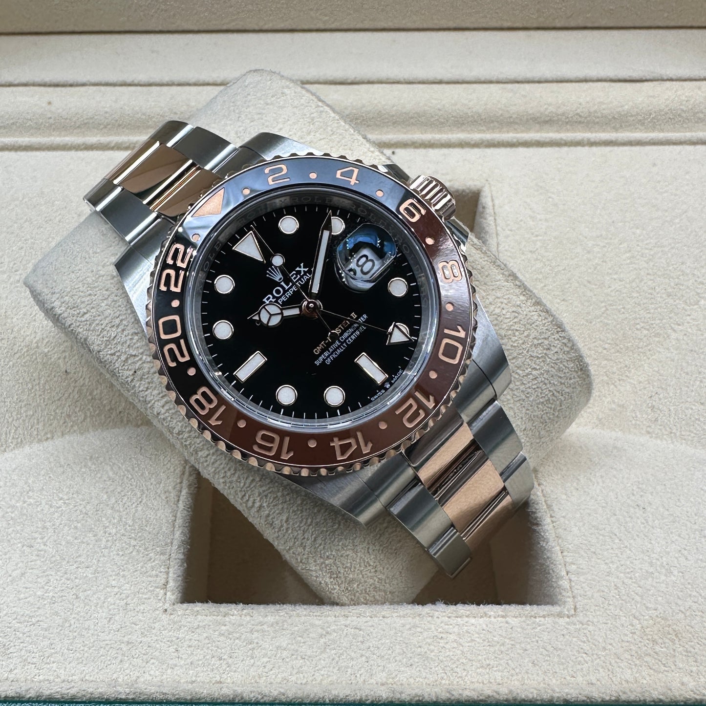 ROLEX GMT MASTER II 40mm 126711CHNR FULL SET 2018