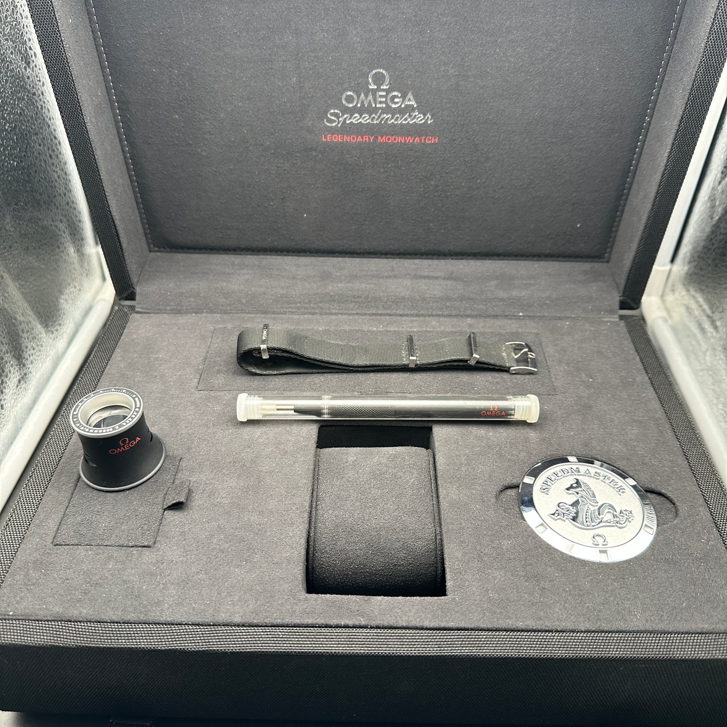 OMEGA SPEEDMASTER MOONWATCH ESALITE 42MM BIG BOX FULL SET 2017