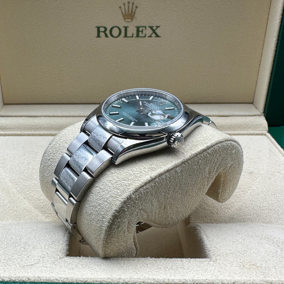 ROLEX DATEJUST 36mm 126200 FULL SET 2023