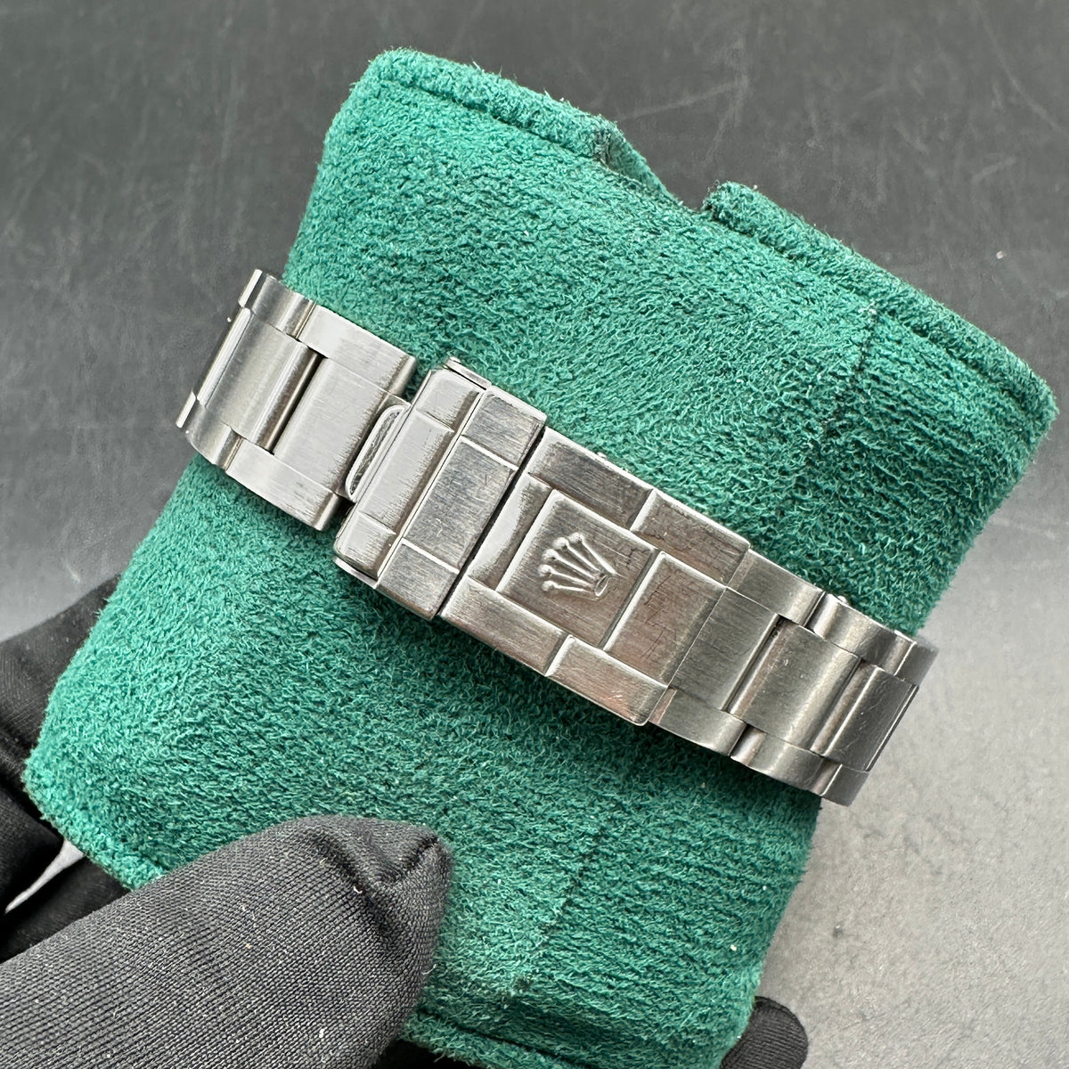 ROLEX EXPLORER II 40mm 16570 FULL SET 2002