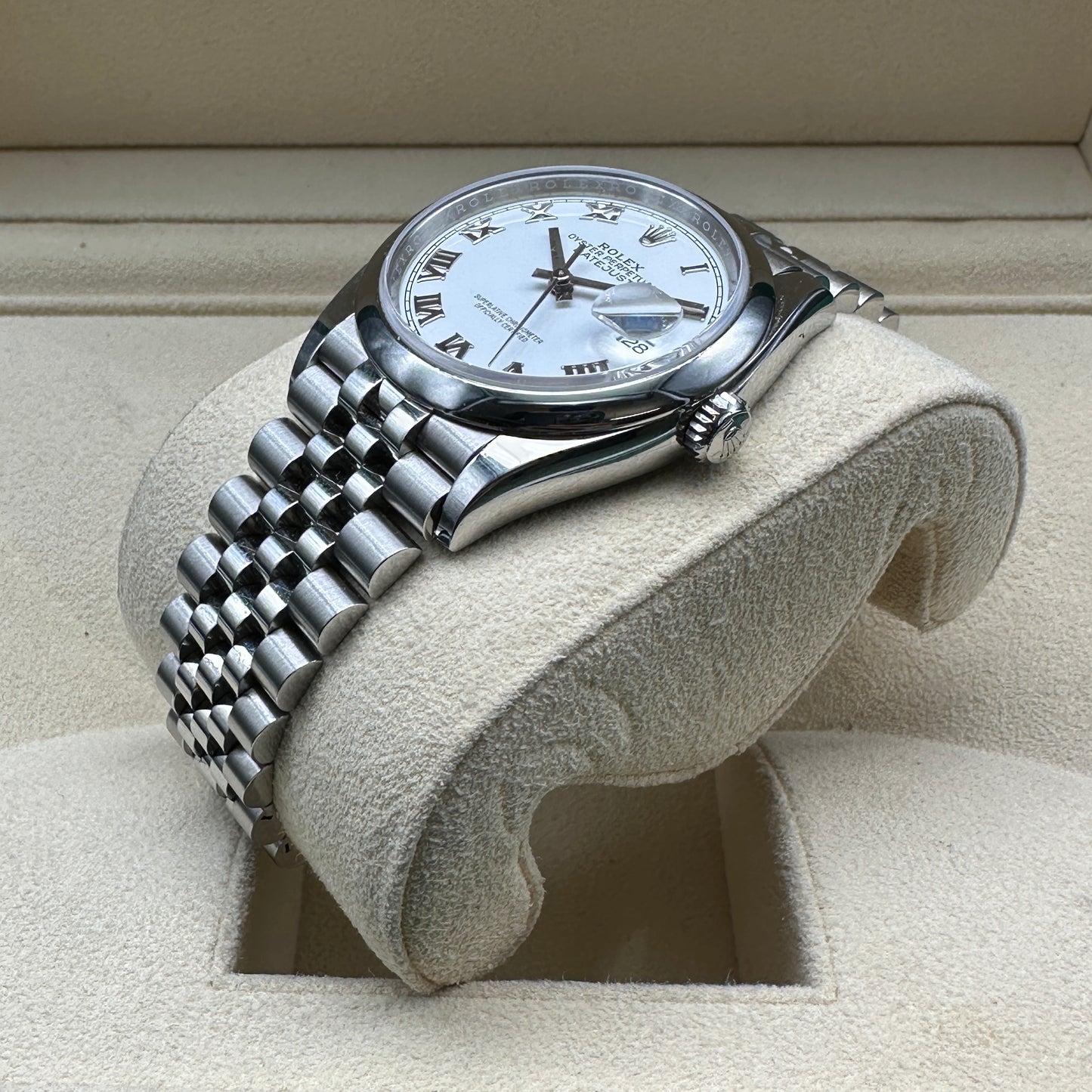 ROLEX DATEJUST 36mm 126200 FULL SET 2024