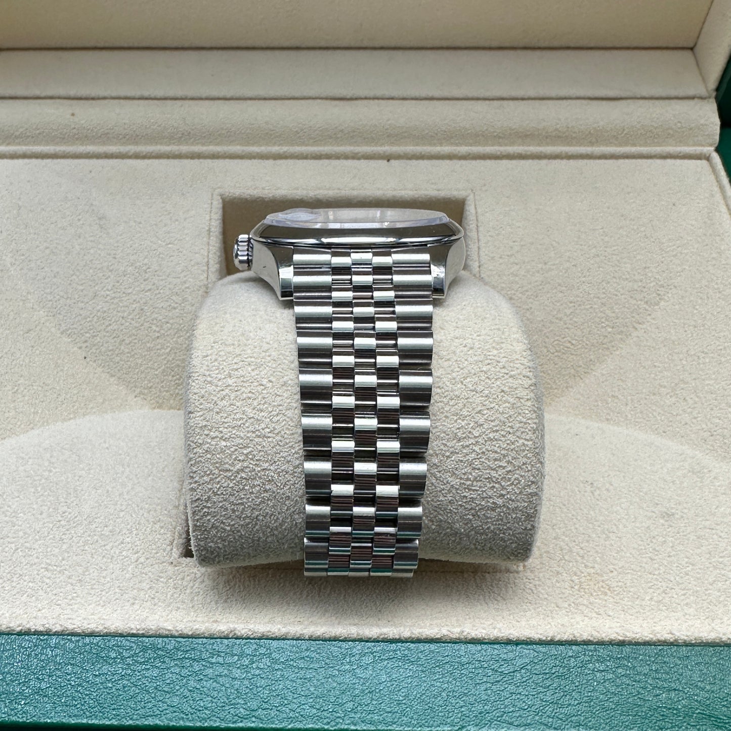 ROLEX DATEJUST 36mm 126200 FULL SET 2024