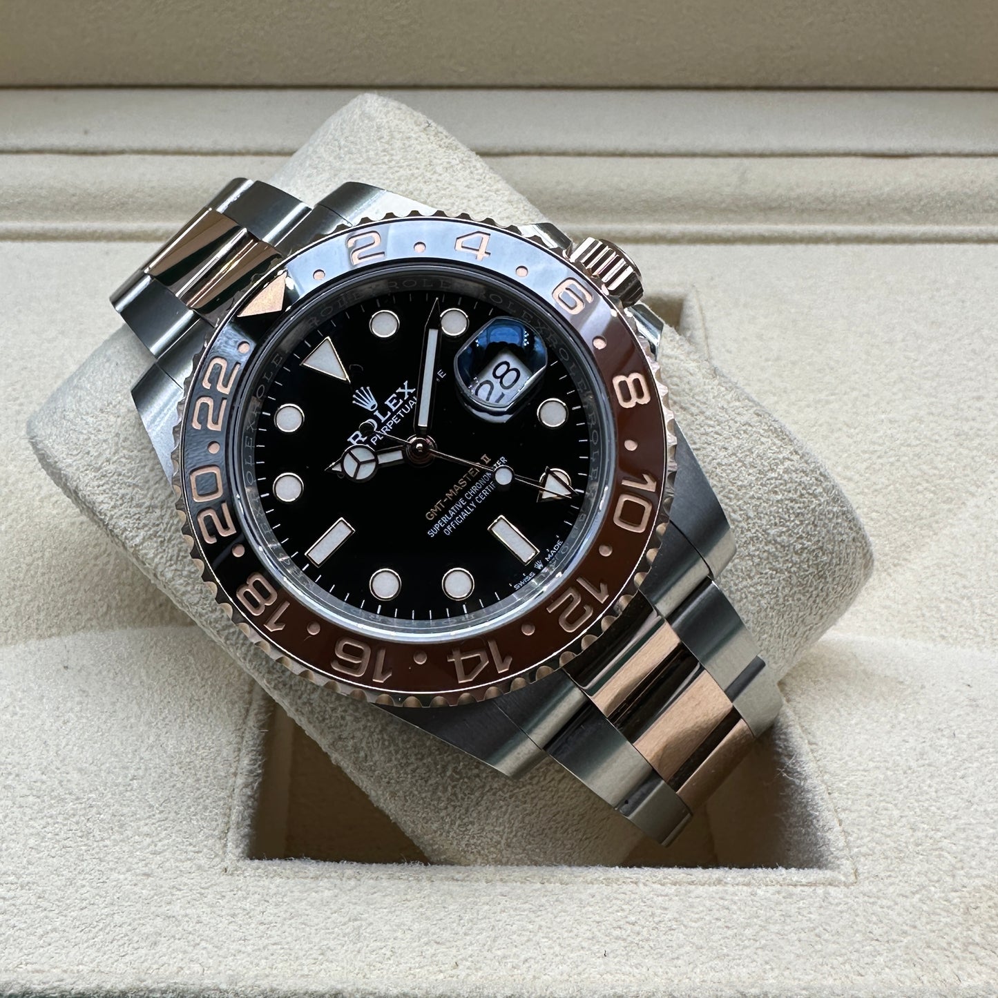 ROLEX GMT MASTER II 40mm 126711CHNR FULL SET 2019