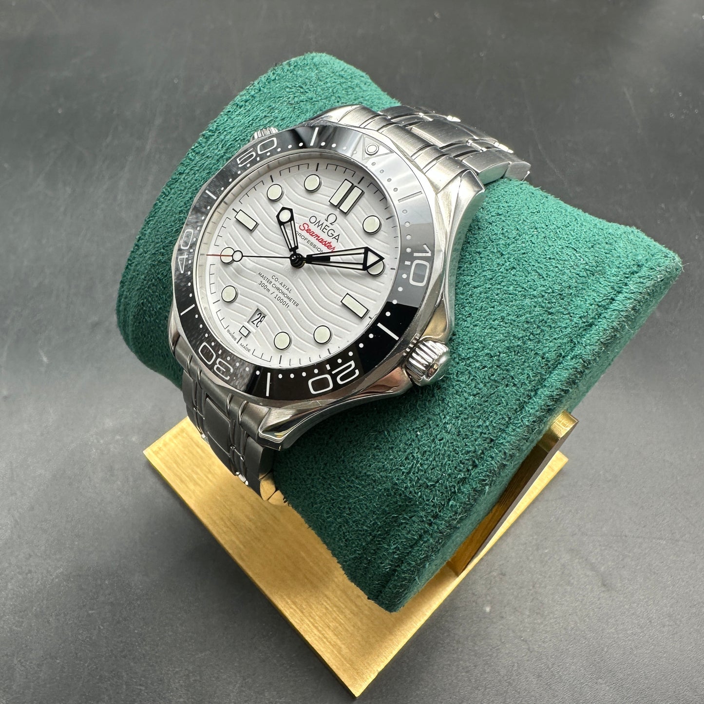 OMEGA SEAMASTER 300M 42mm FULL SET 2021