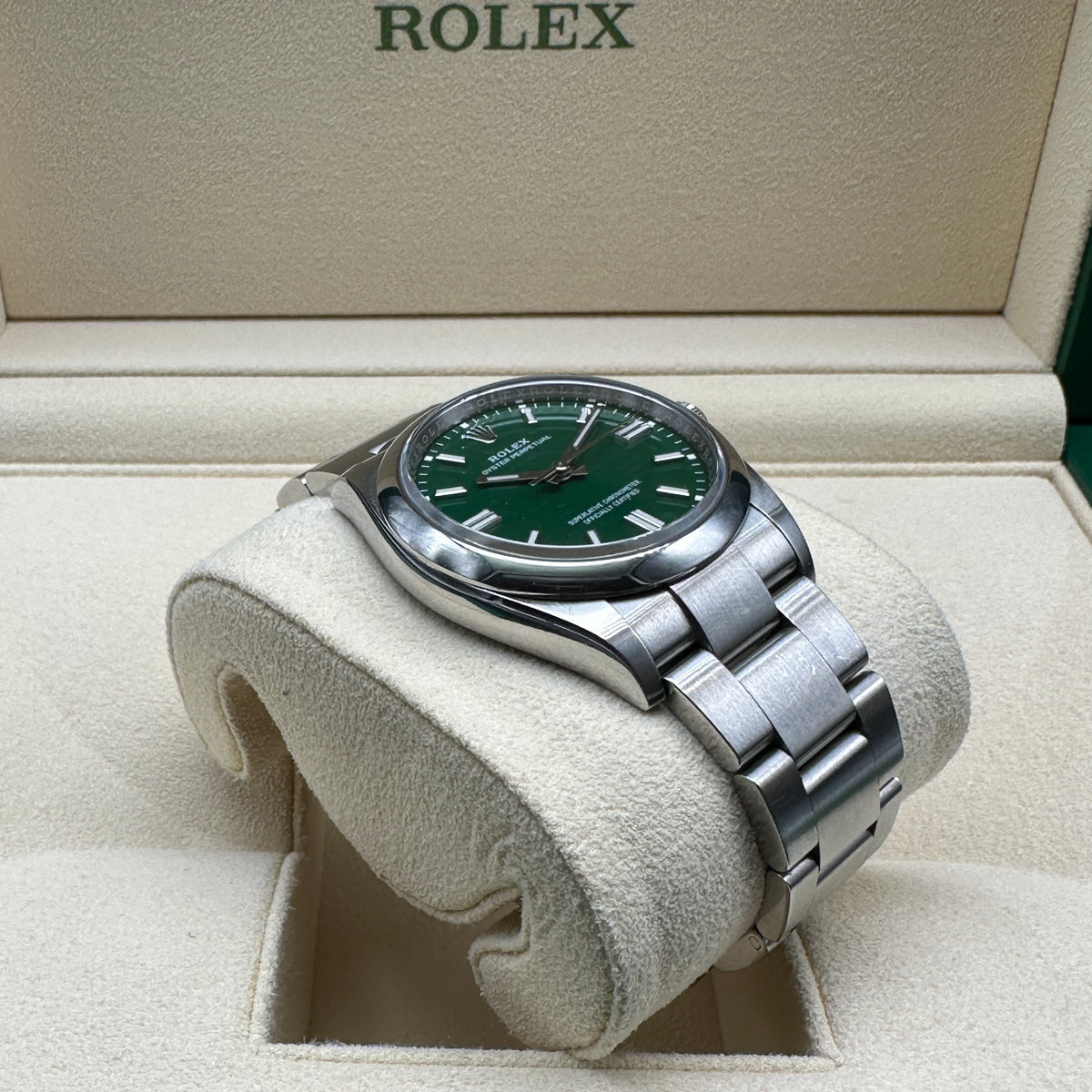 ROLEX OYSTER PERPETUAL 36mm 126000 FULL SET 2020