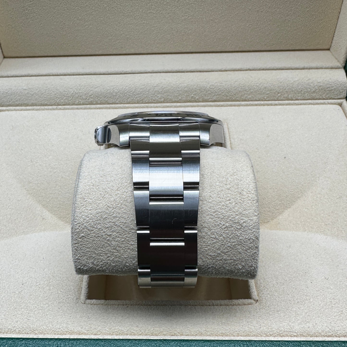 ROLEX EXPLORER II 42mm 216570 FULL SET 2017