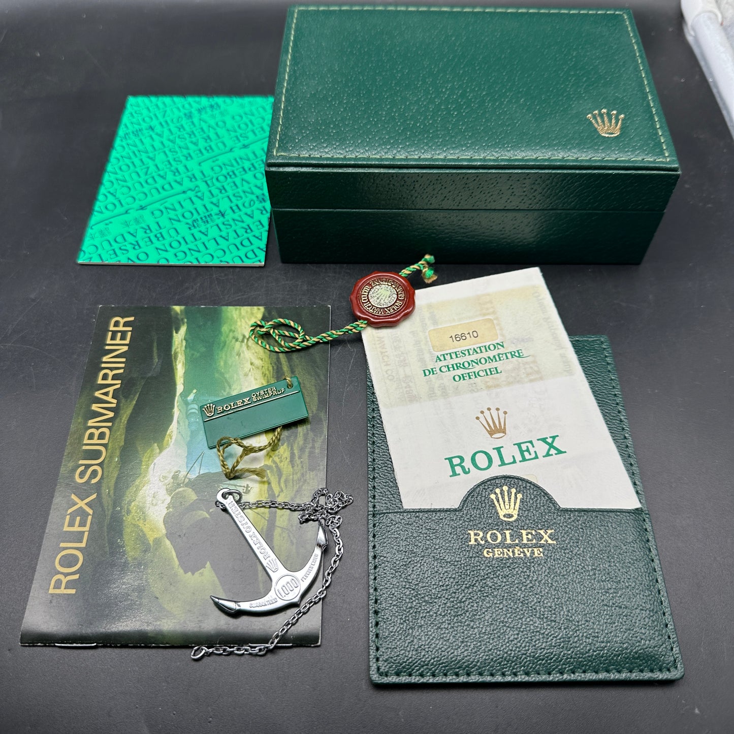ROLEX SUBMARINER 40mm 16610 FULL SET 1998