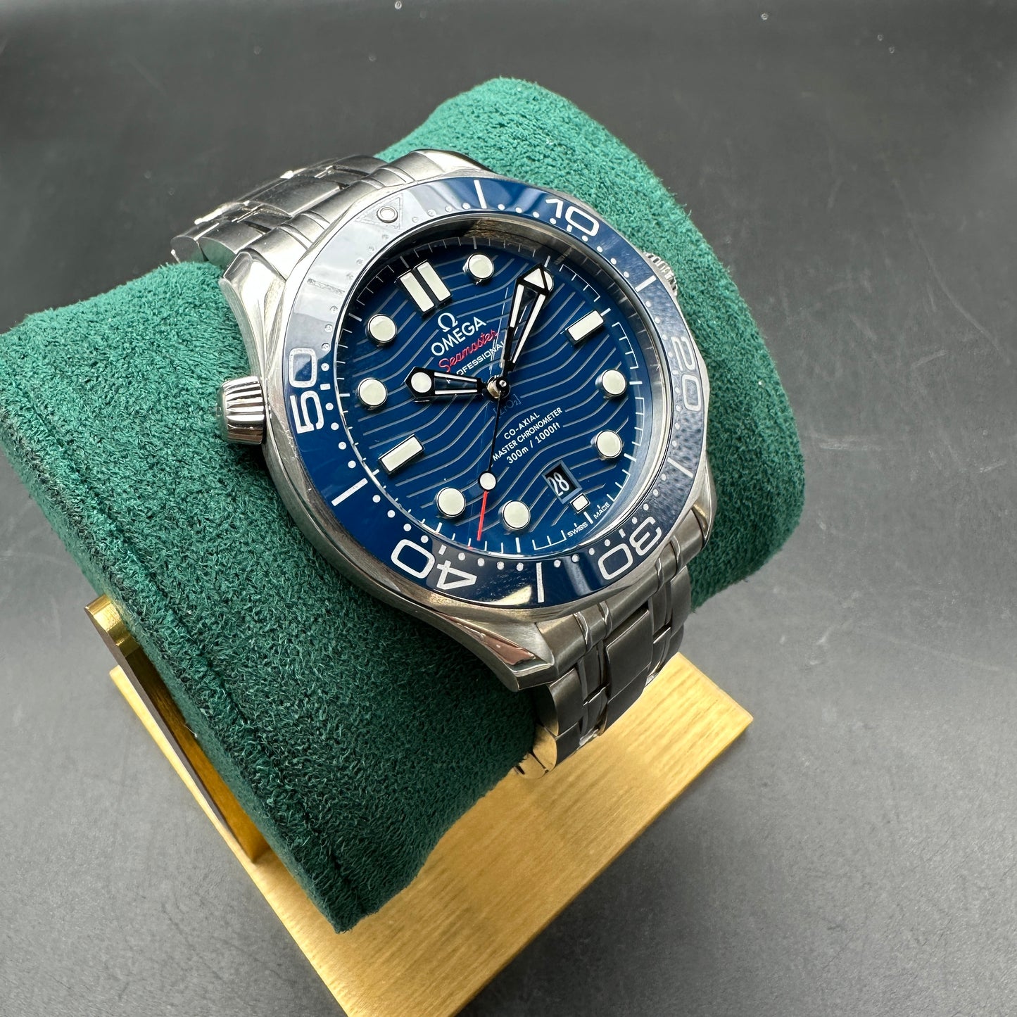 OMEGA SEAMASTER 300M 42mm FULL SET 2024