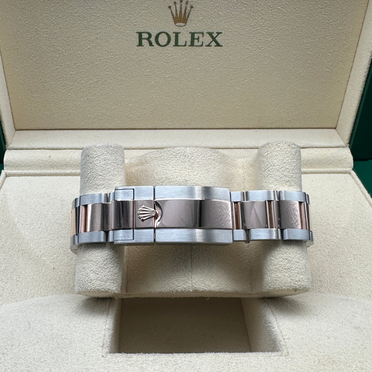ROLEX GMT MASTER II 40mm 126711CHNR FULL SET 2018