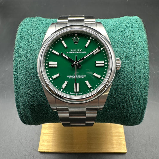 ROLEX OYSTER PERPETUAL 41mm 124300 FULL SET 2022