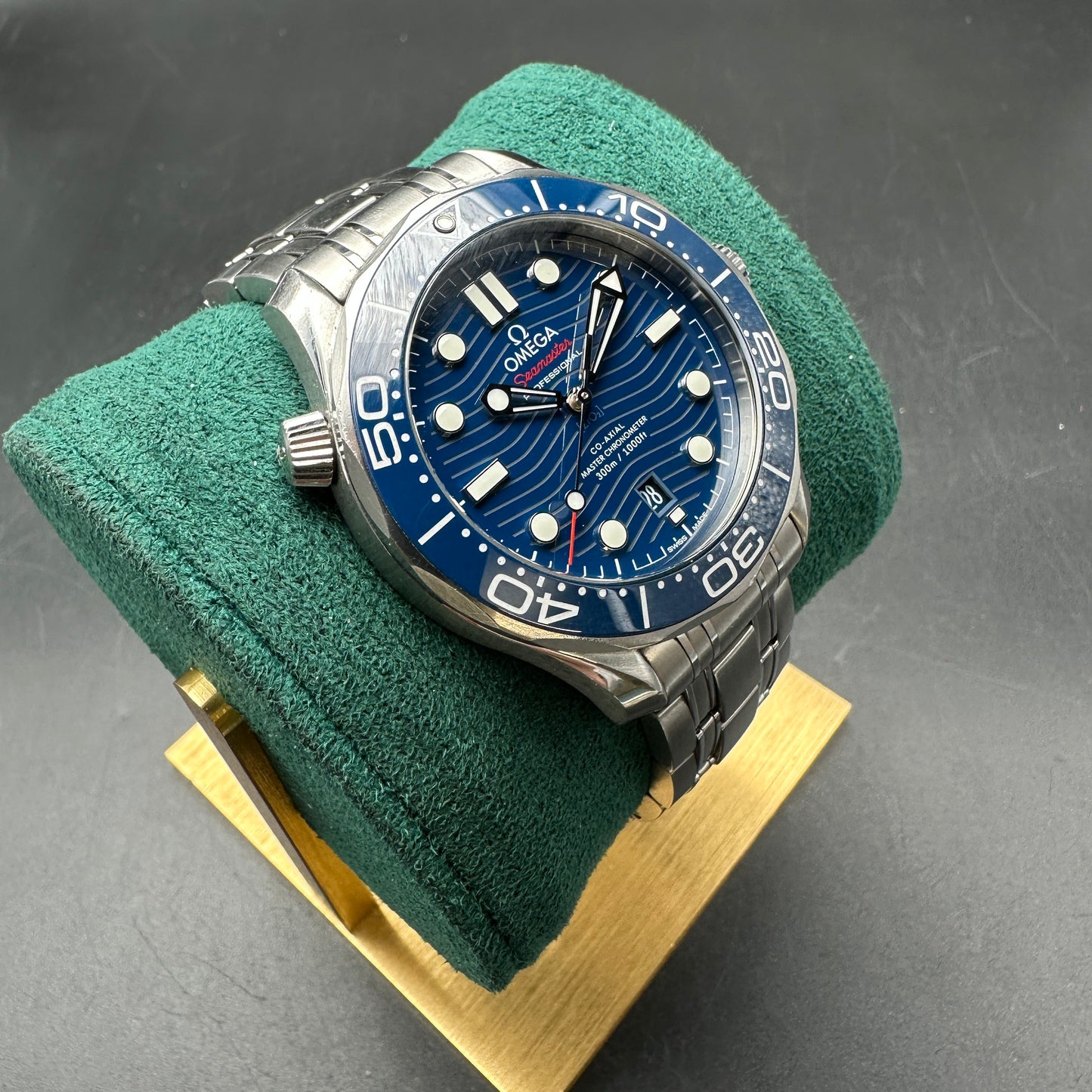 OMEGA SEAMASTER 300M 42mm FULL SET 2023