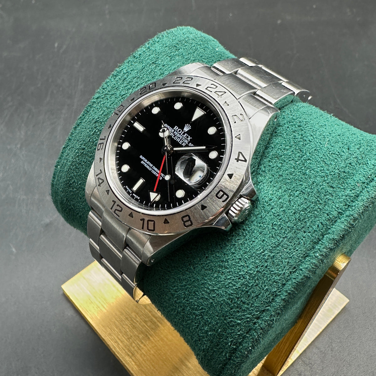 ROLEX EXPLORER II 40mm 16570 FULL SET 2002