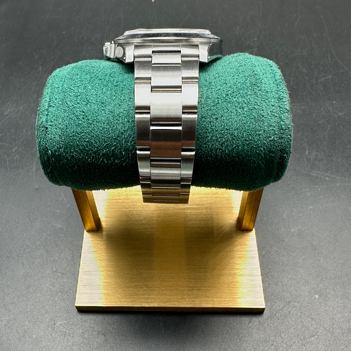ROLEX EXPLORER II 40mm 16570 FULL SET 1994
