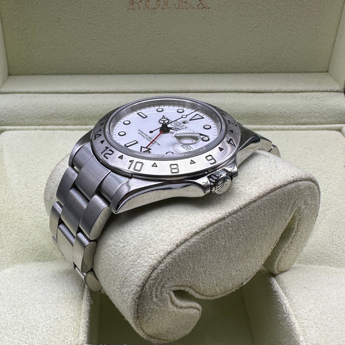 ROLEX EXPLORER II 40mm 16570 FULL SET 2008