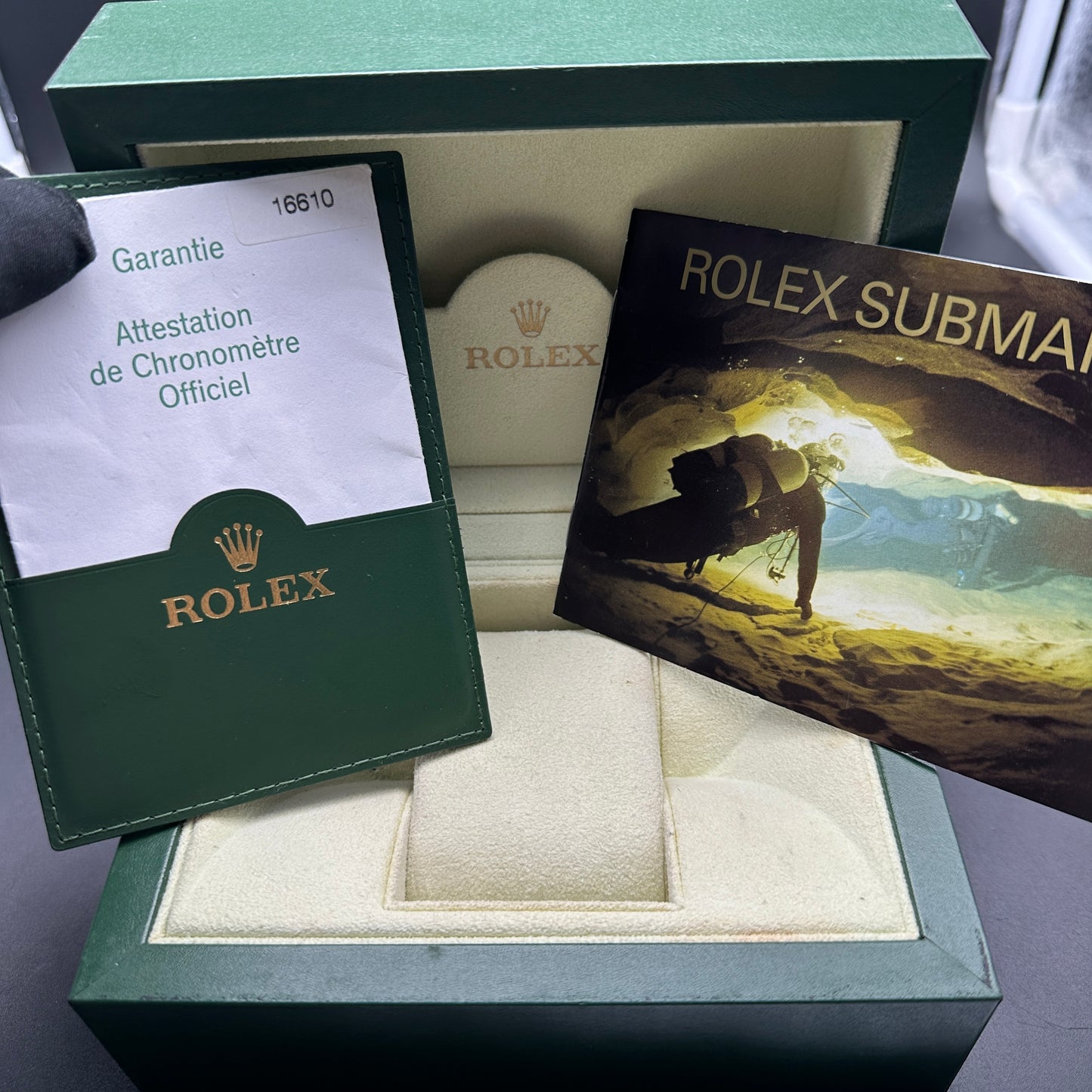 ROLEX SUBMARINER 40mm 16610 FULL SET 2007