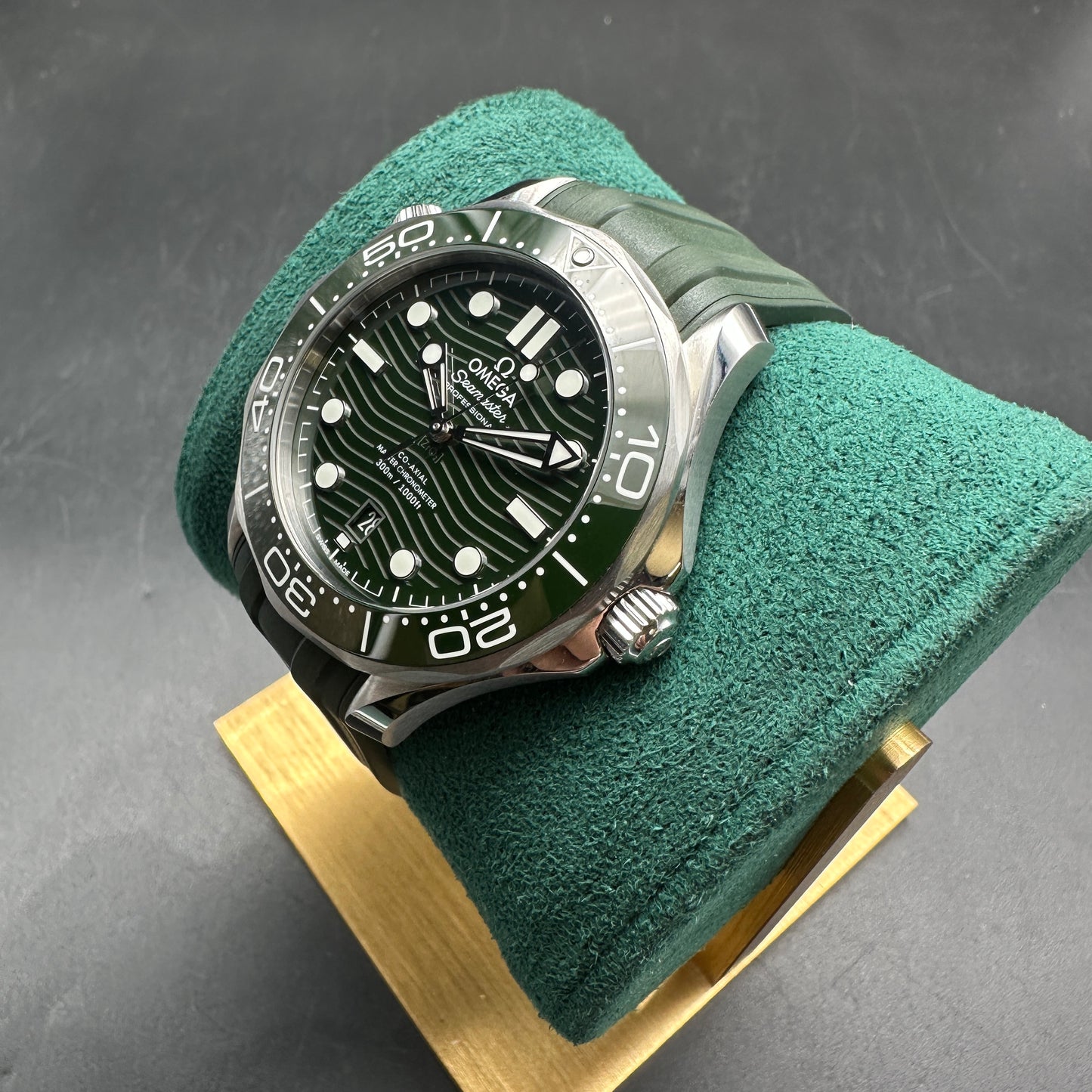 OMEGA SEAMASTER 300M 42mm FULL SET 2022