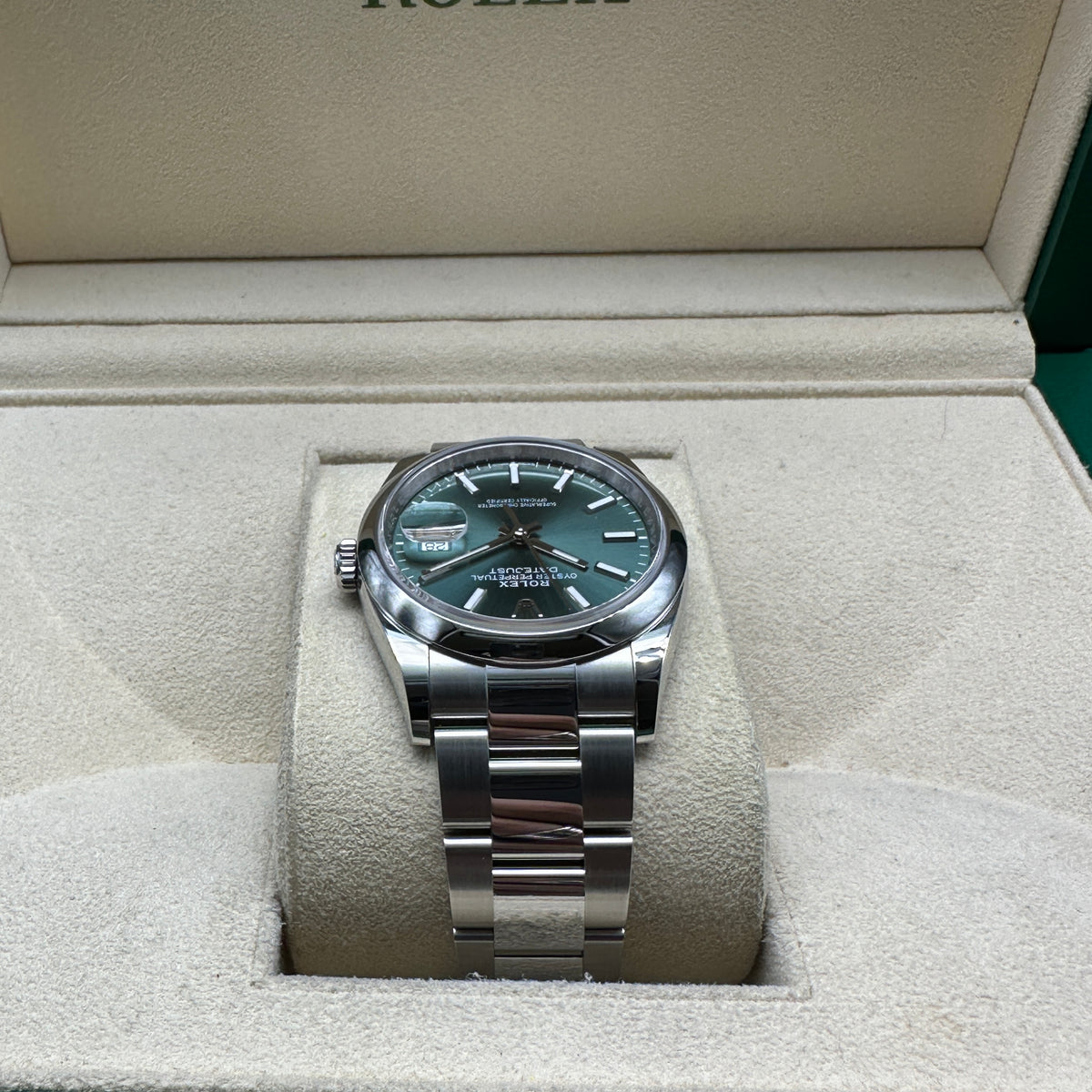 ROLEX DATEJUST 36MM 126200 FULL SET 2025