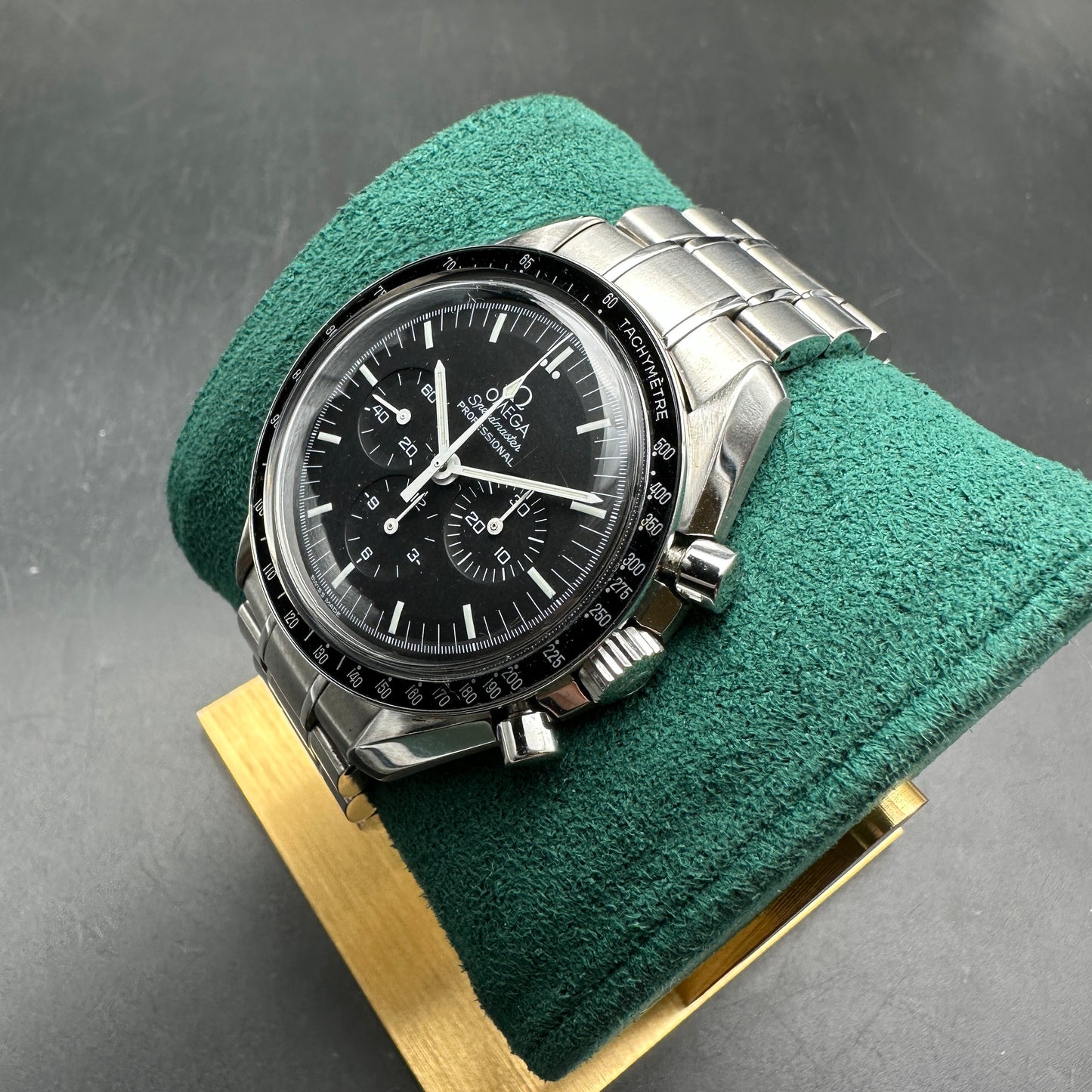 OMEGA SPEEDMASTER MOONWATCH 42MM 35705000