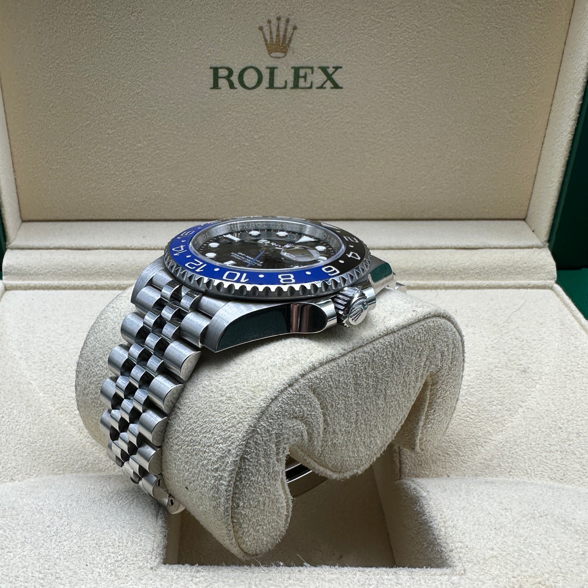 ROLEX GMT MASTER II 126710BLNR FULL SET 2019