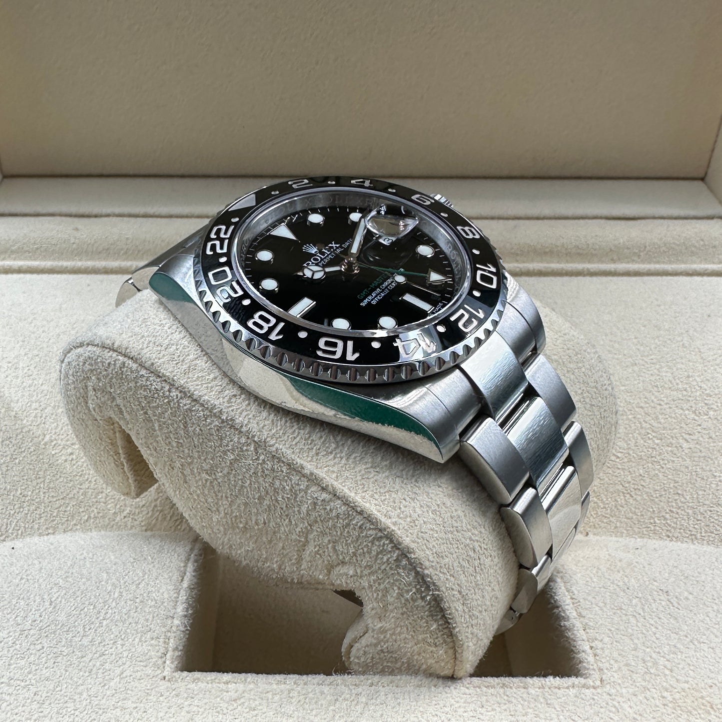 ROLEX GMT MASTER II 40mm 116710LN FULL SET 2017