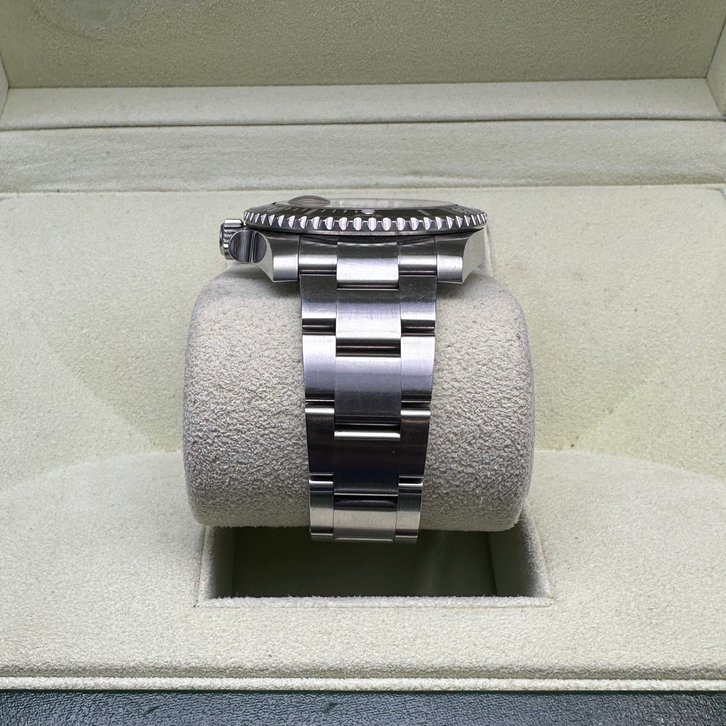 ROLEX SUBMARINER 40MM 116610LN FULL SET 2013