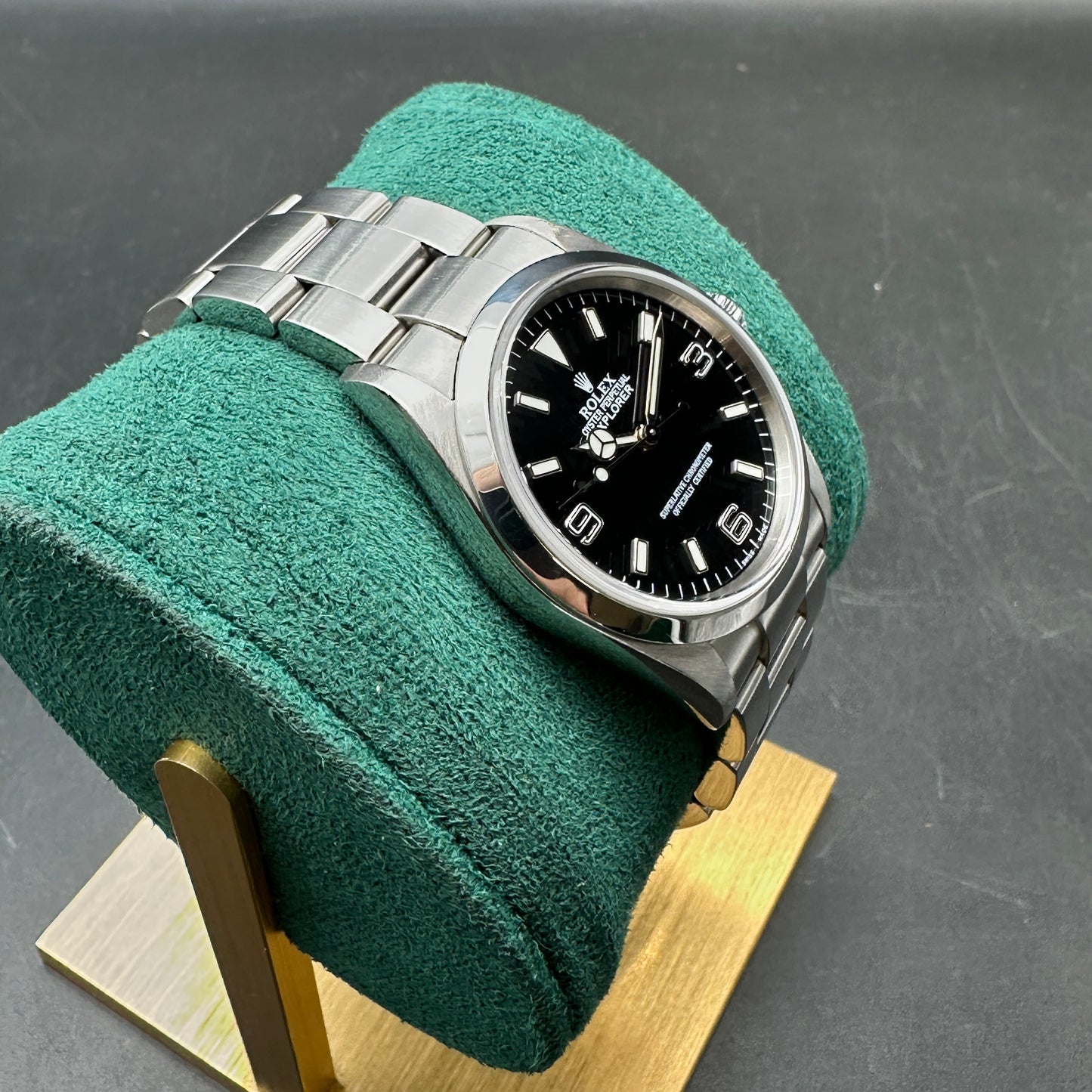 ROLEX EXPLORER 36mm 114270 FULL SET 2005