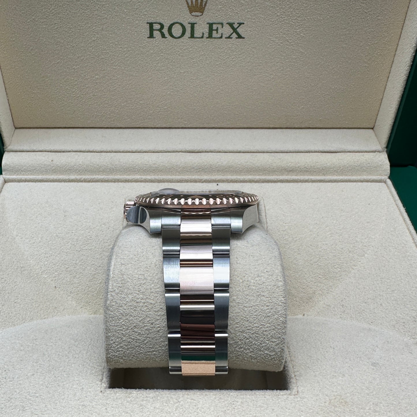 ROLEX GMT MASTER II 40mm 126711CHNR FULL SET 2018