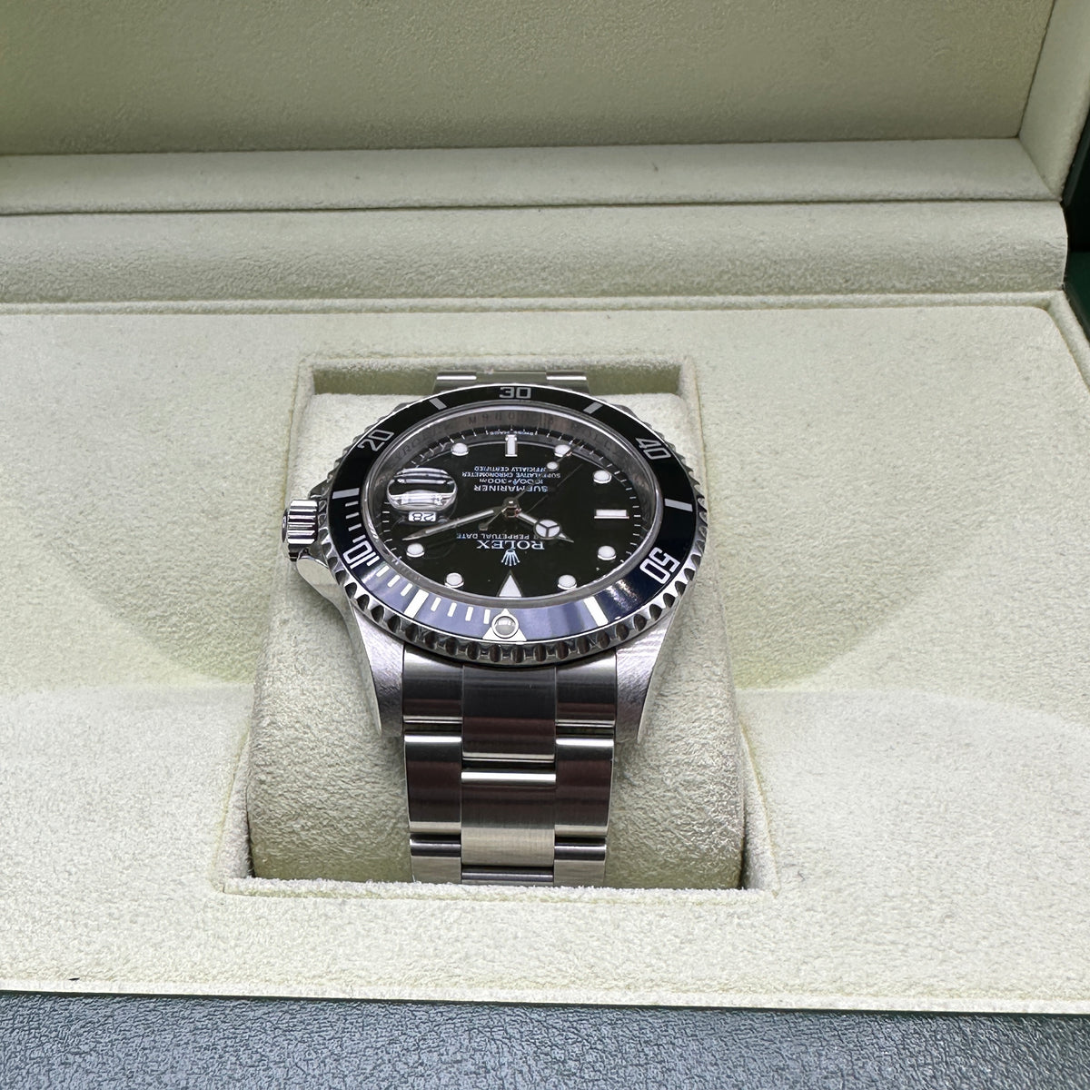ROLEX SUBMARINER 40mm 16610 FULL SET 2008 RRR BLUE BEZEL